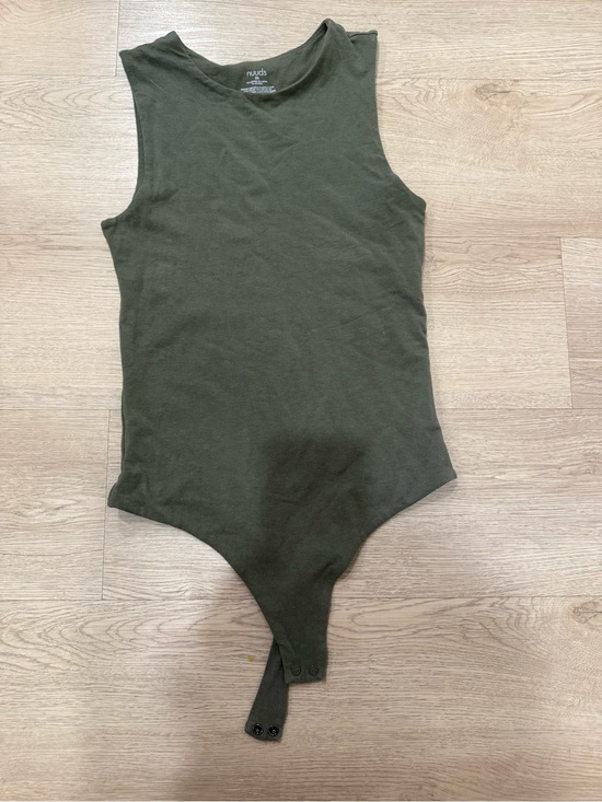 nuuds Tops - nuuds Classic Crewneck Tank Bodysuit Green XS